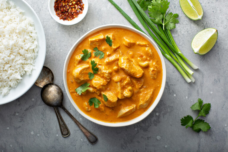 業務用カレー・業務用ソースを導入で課題解決！